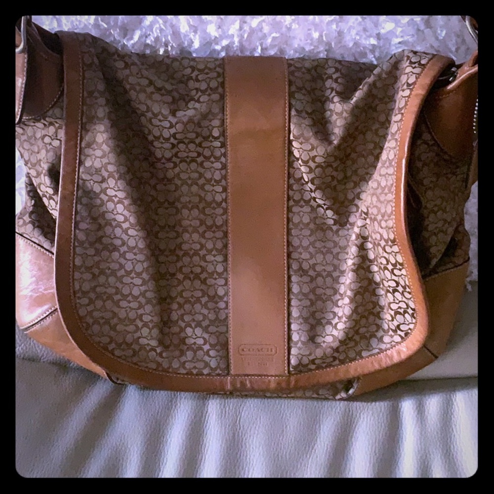 Coach shoulder bag